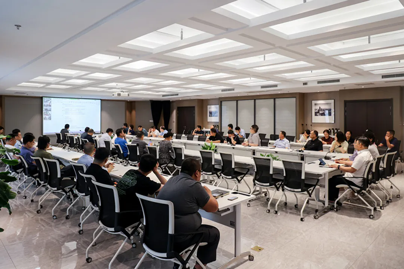 集團召開第四屆職工代表大會第一次會議